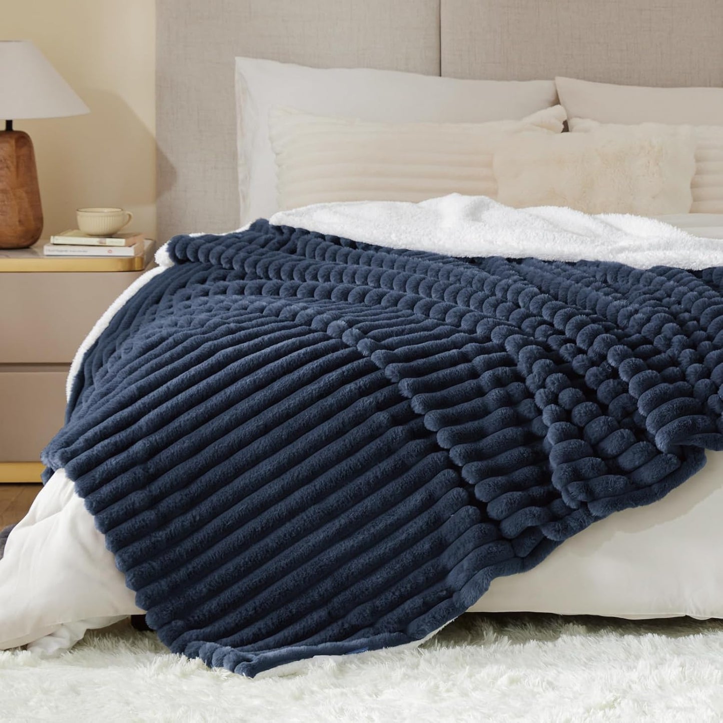 Revira Ultra-Soft™ Blanket